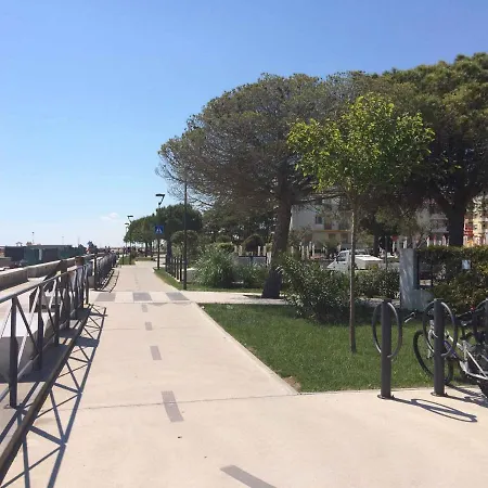 In 40068 Bibione